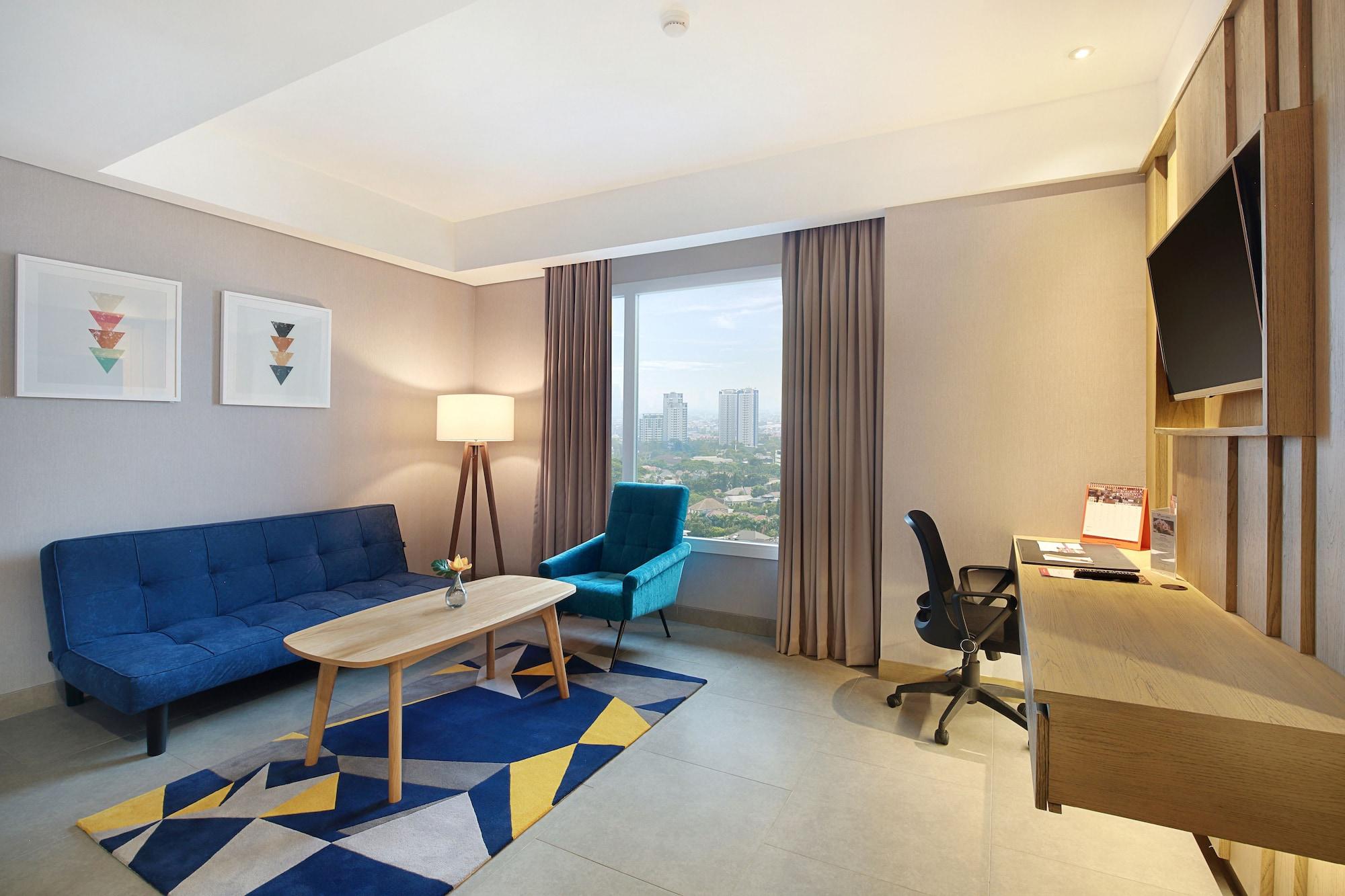 Swiss-Belinn Simatupang Jakarta Exterior photo