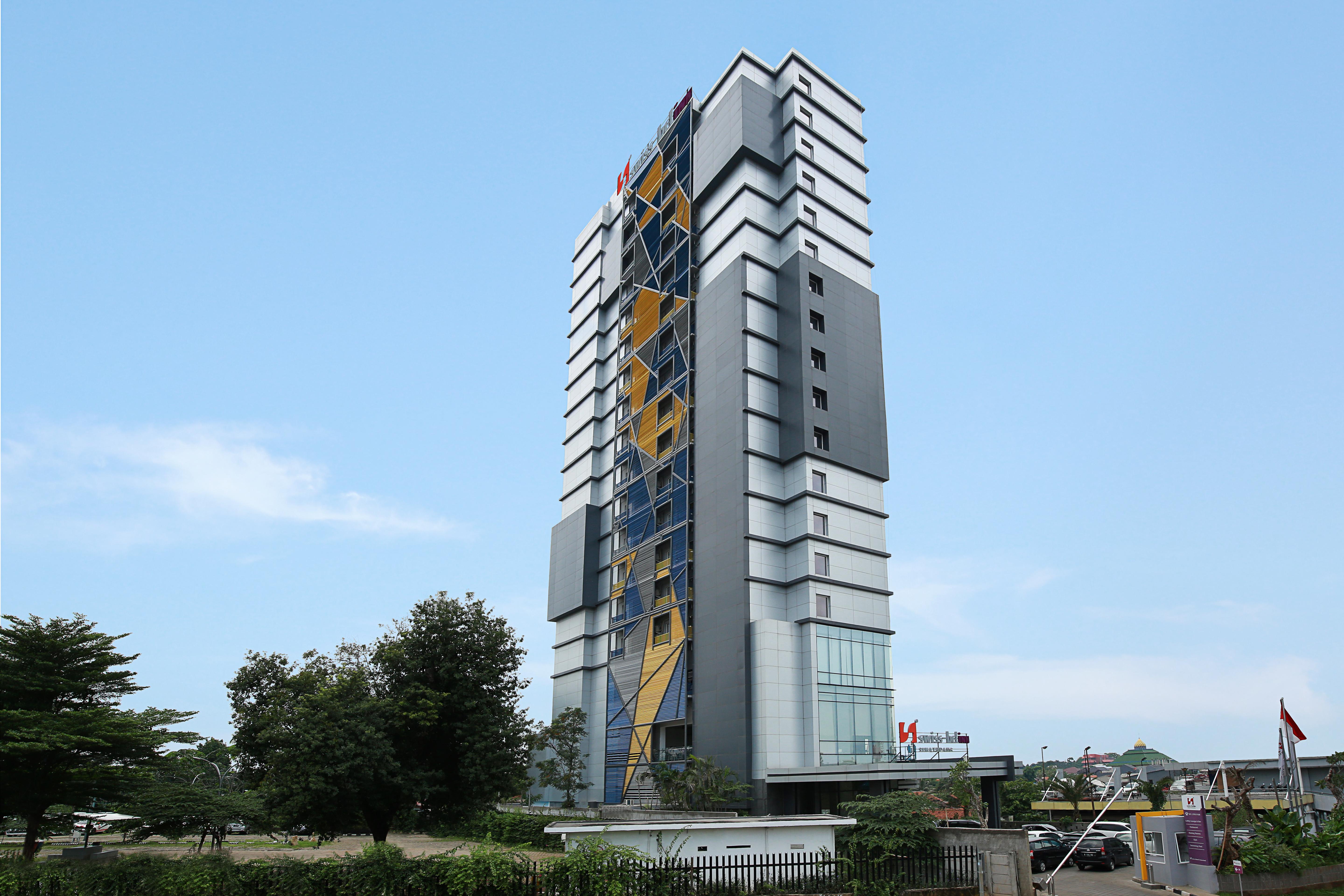 Swiss-Belinn Simatupang Jakarta Exterior photo