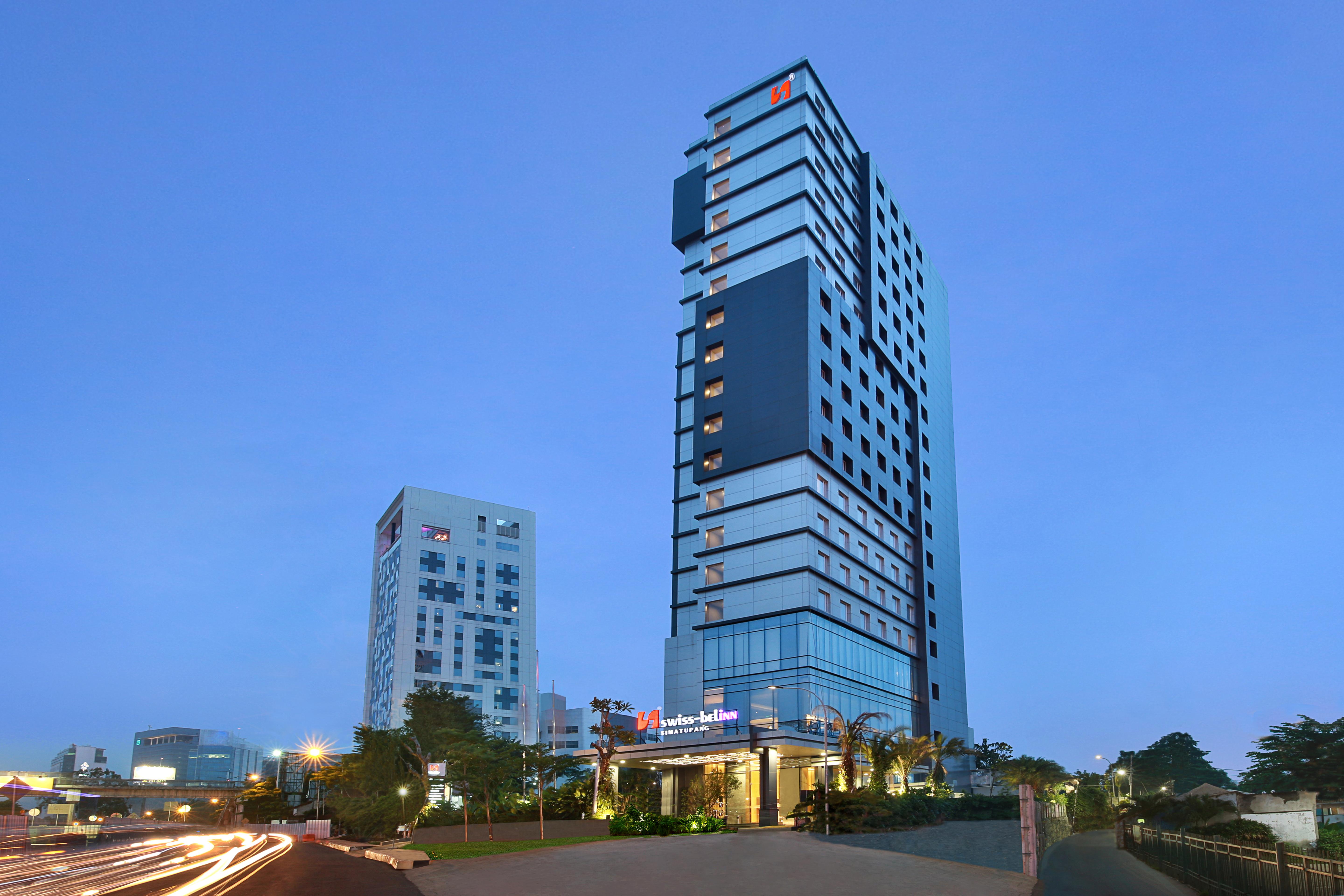 Swiss-Belinn Simatupang Jakarta Exterior photo