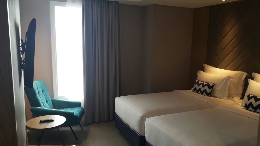 Swiss-Belinn Simatupang Jakarta Exterior photo