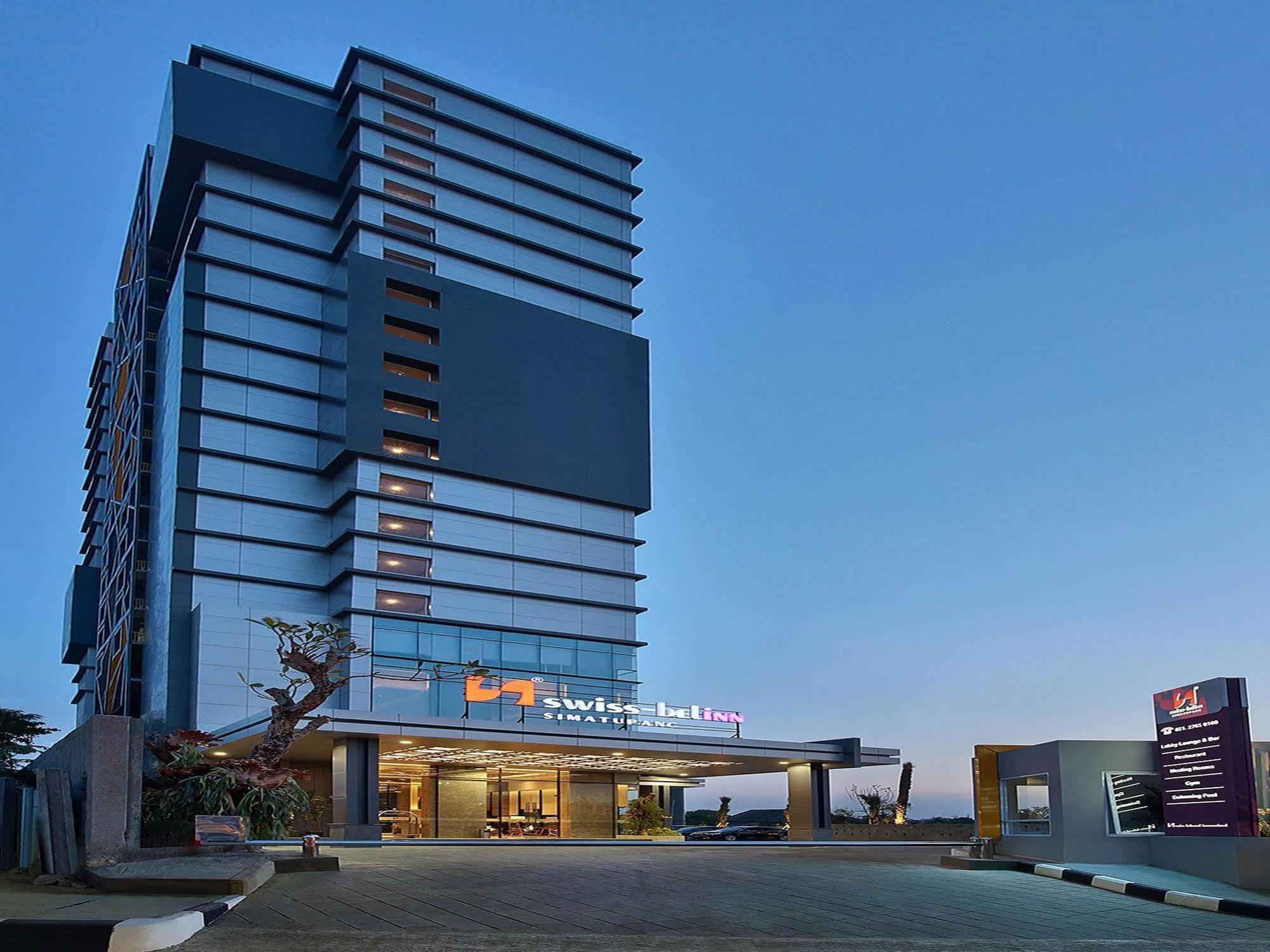 Swiss-Belinn Simatupang Jakarta Exterior photo